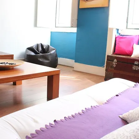 Mouros House - Bairro Alto Lägenhet